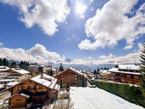 Day, Natural landscape, Winter, City view, Mountain view