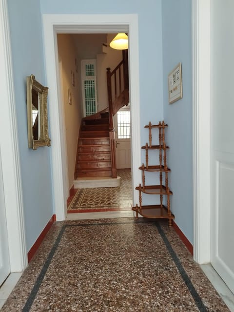 Golden room 3 Bed and Breakfast in Athens