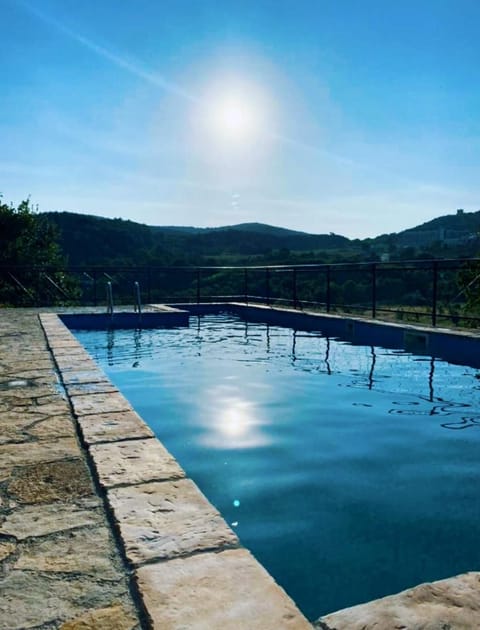 Mountain view, Swimming pool