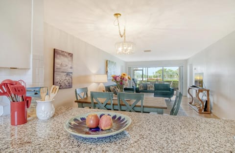 Crescent Royale Condominiums 106 House in Siesta Beach