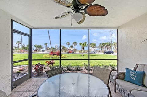 Crescent Royale Condominiums 102 House in Siesta Beach