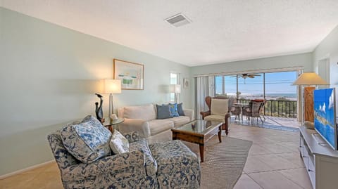 Crescent Royale Condominiums 306 House in Siesta Beach