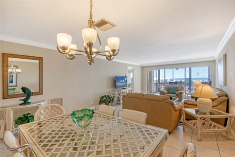 Crescent Royale Condominiums 3E House in Siesta Beach