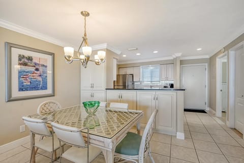 Crescent Royale Condominiums 3E House in Siesta Beach