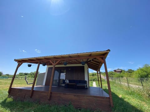 Property building, Natural landscape