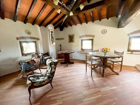 Seating area