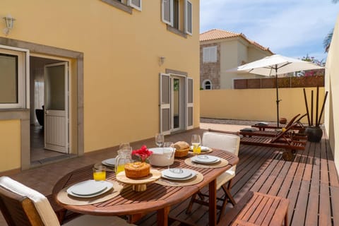 Balcony/Terrace, Dining area
