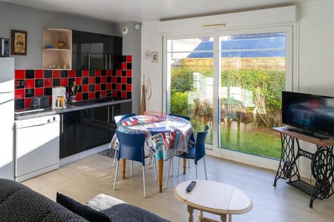 Appartement avec jardin et plage Apartment in Normandy