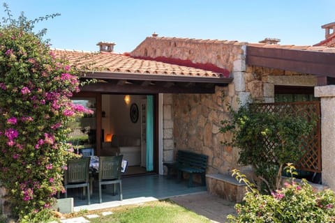 Villa immersa nella natura -Piscina condivisa- Apartment in Sardinia
