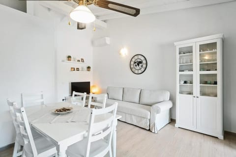 Villa immersa nella natura -Piscina condivisa- Apartment in Sardinia