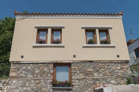 Calypso 1 Rural Experience at the heart of Makri House in Evros, Greece