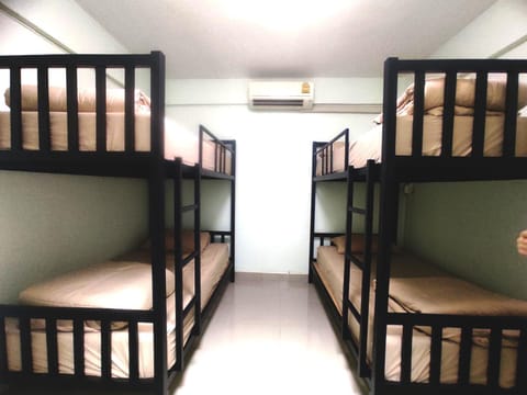 bunk bed