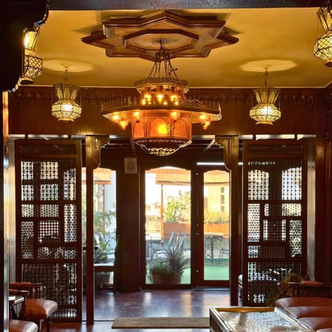 Property building, Restaurant/places to eat, Balcony/Terrace, Lounge or bar, Area and facilities