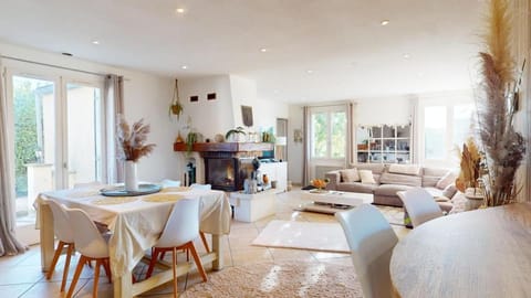 Spacieuse villa Les Alizées House in Provence-Alpes-Côte d'Azur