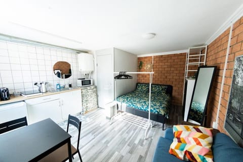 Tiny House Zaandam, Tranquility and easy Connection House in Zaandam