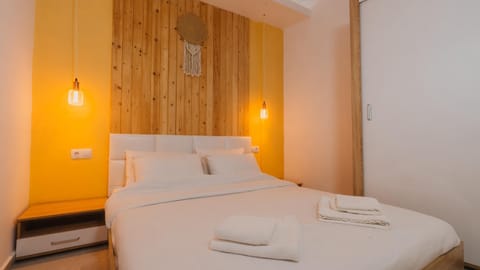 Calmio Athens 1 Boho Apartment in Athens