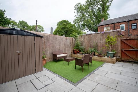 Daisy Guest House House in Oldham District