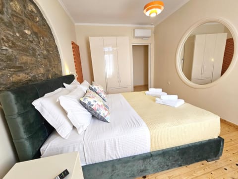 Central Bliss Apartments No1 Apartment in Kavala