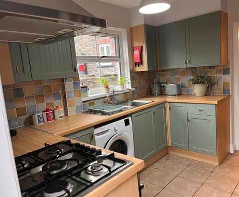 Kookaburra Cottage House in Brecon