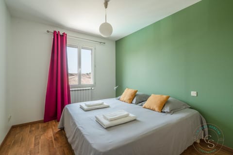 Villa ROMARY Piscine & Proche Centre Saint Rémy de Provence Villa in Saint-Remy-de-Provence