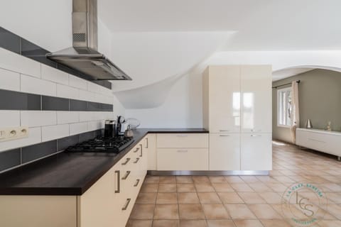 Villa ROMARY Piscine & Proche Centre Saint Rémy de Provence Villa in Saint-Remy-de-Provence