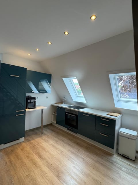 Coffee/tea facilities, pet friendly, stove