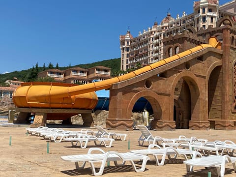 Aqua park