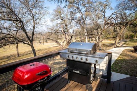 River Access Pet Friendly Fishing BBQ Sleeps 5 House in Kyle