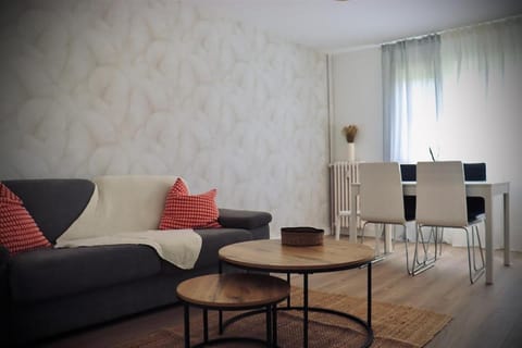 Chaleureux appartement avec parking gratuit Apartment in Caen