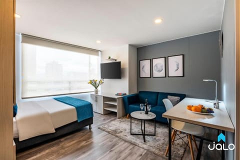 TV and multimedia, Living room, Photo of the whole room, Dining area, Bedroom