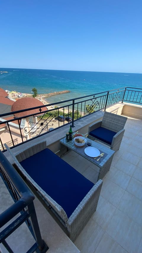 View (from property/room), Balcony/Terrace