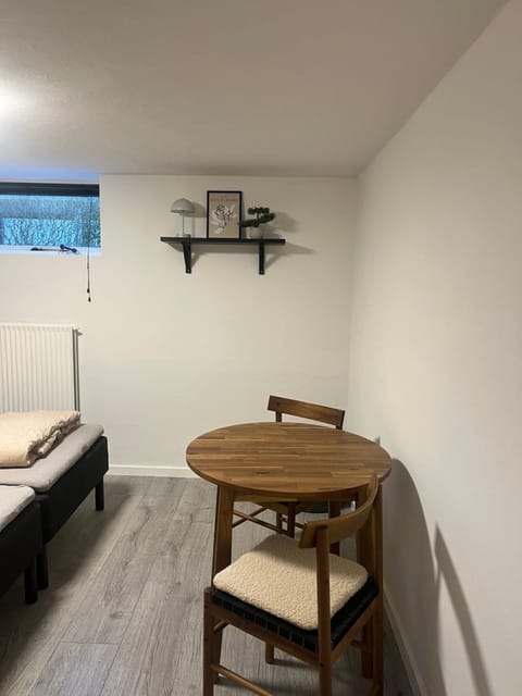 Hyggelige værelser tæt på E45 og banegården i Rødekro Vacation rental in Region of Southern Denmark