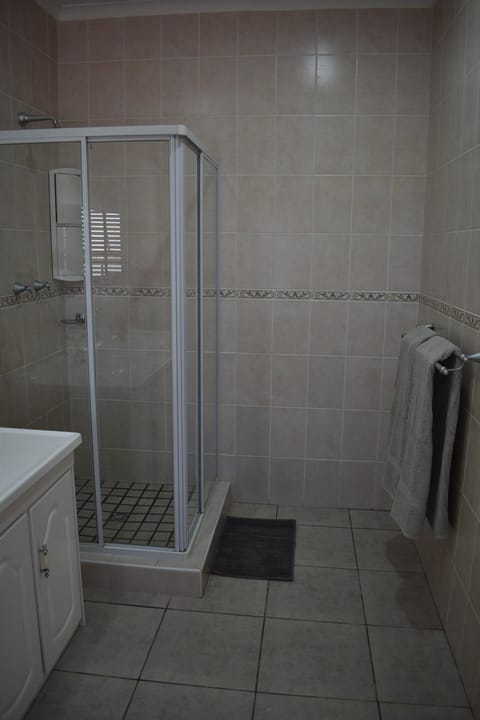 Pualani Self Catering Apartment in Cape Town