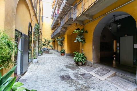 Milano Apartments Via Mortara Apartment in Milan