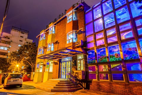 Facade/entrance, Off site, Night