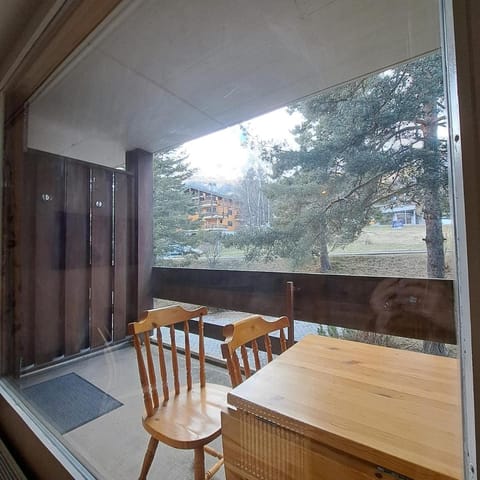 Le Flocon Studio in Ovronnaz close to the baths Apartment in Canton of Vaud