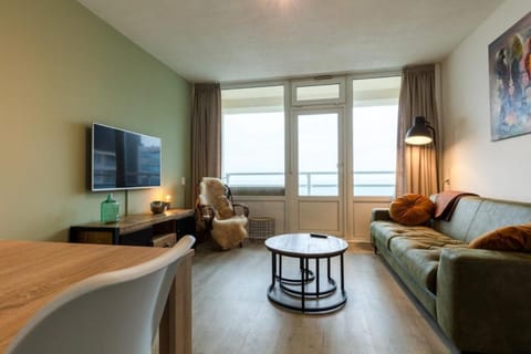 TV and multimedia, Living room, Photo of the whole room, Seating area