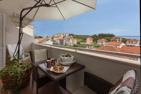 Day, View (from property/room), Balcony/Terrace