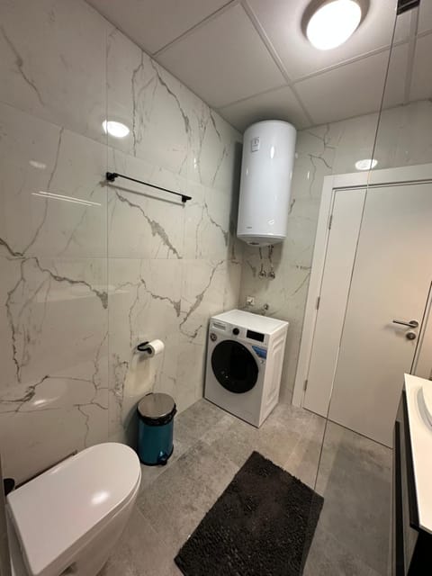 Blue Sky Deluxe Apartment in Skopje