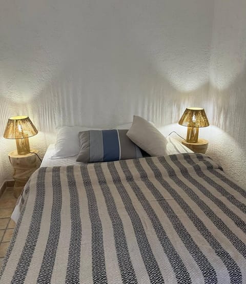 Apartment in Ile Rousse with sea view Apartment in L'Île-Rousse