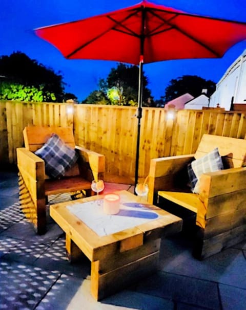 Patio, Night, Garden, Seating area, Dining area