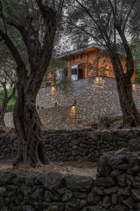 Property building, Natural landscape