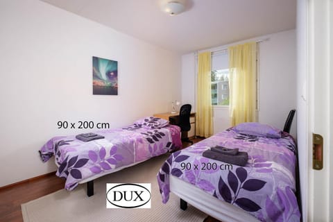 Bed, Bedroom, older children, furniture, towels