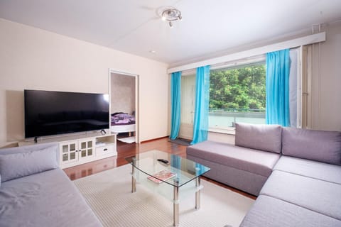 TV and multimedia, Living room, Photo of the whole room, Bedroom