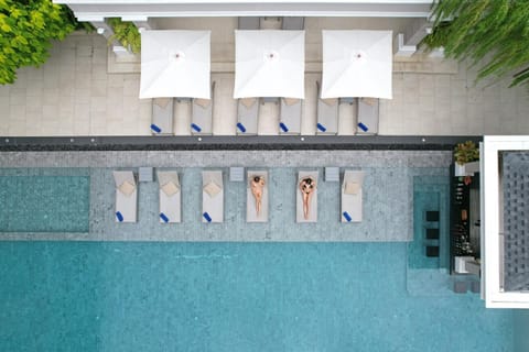 Property building, Swimming pool
