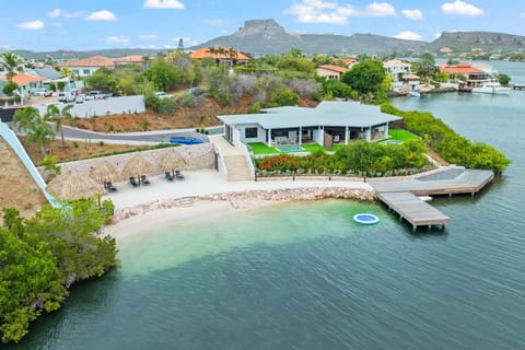 Bird's eye view, Beach, Lake view