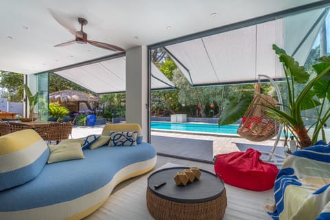 Living room, Swimming pool