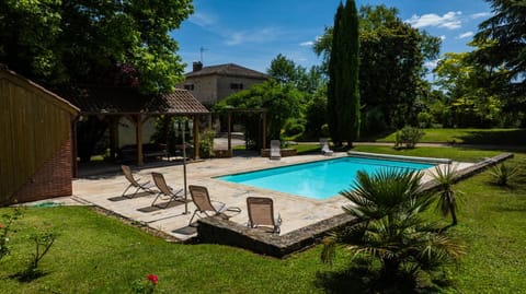 Patio, Spring, Day, Garden, Garden view, Pool view, Swimming pool, sunbed