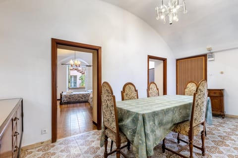 Hostdomus-Finalmarina apartment Apartment in Finale Ligure