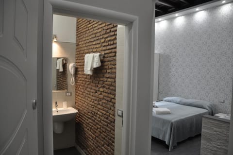 Bathroom, Photo of the whole room